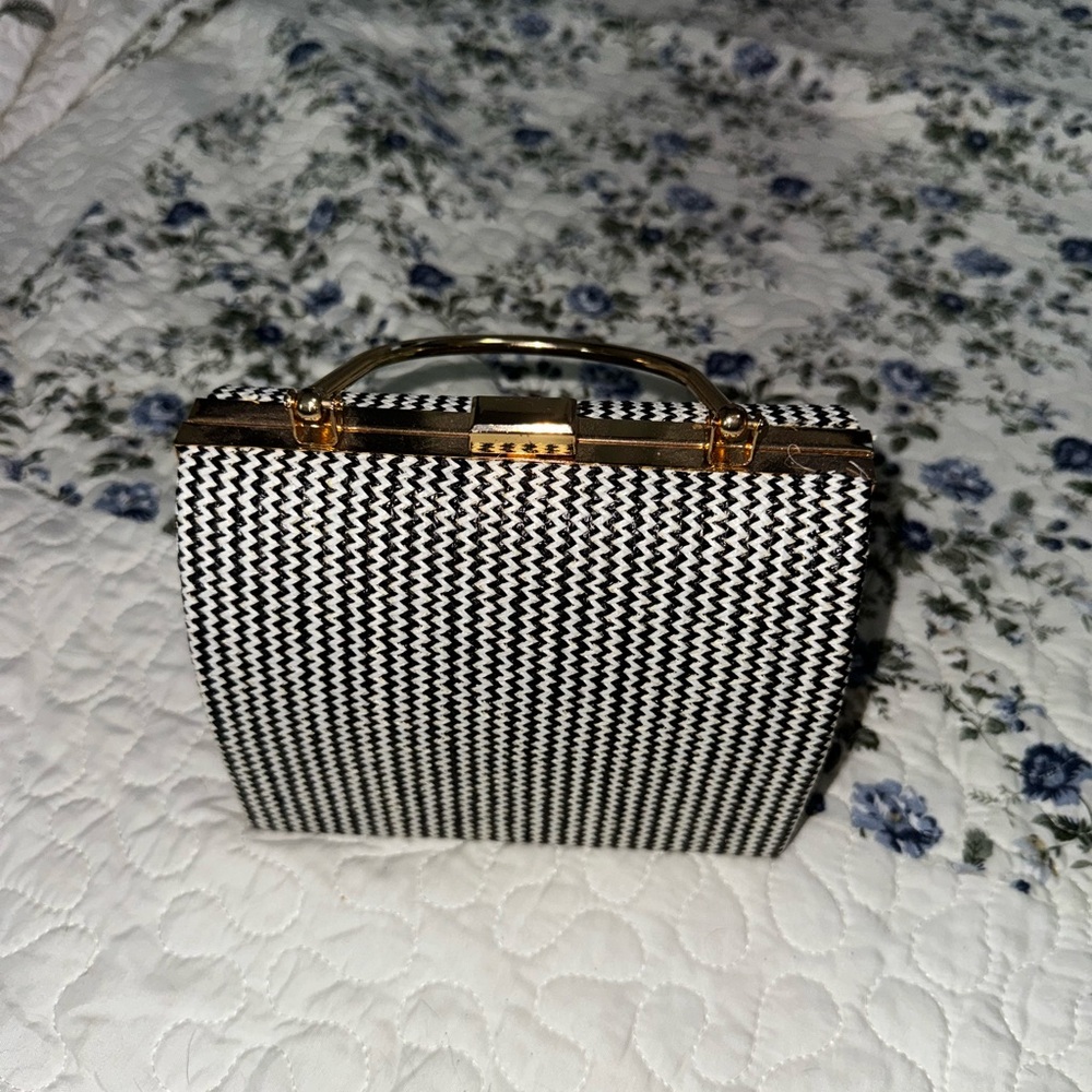 Purse 👜 - Picture 3 of 5